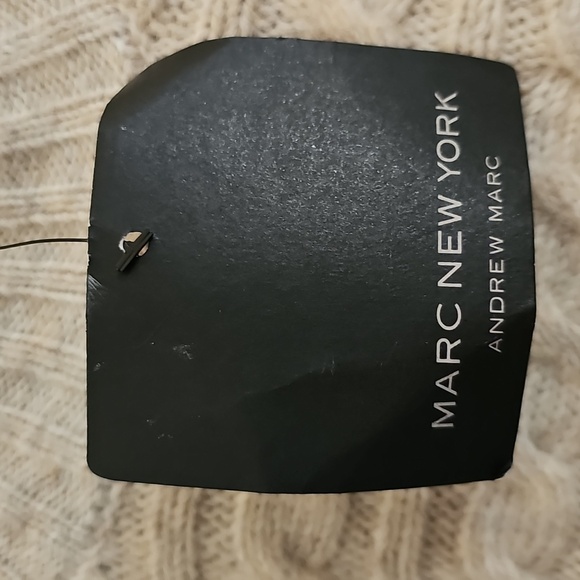 MARC NEW YORK SWEATER SIZE S - Picture 2 of 6